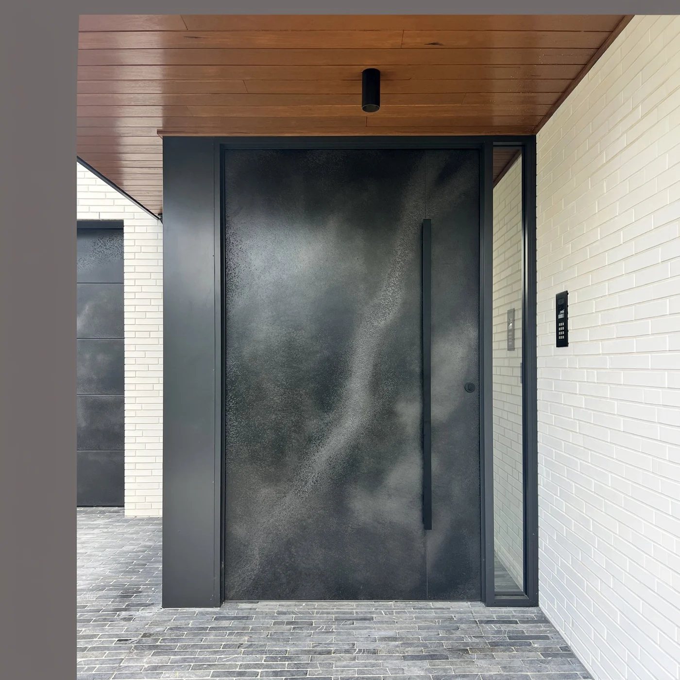 Classic-style pivot door design reference 0126 from the AsvntDoor design library